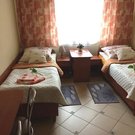 Homestay Uslugi Hotelowe Modlin Airport