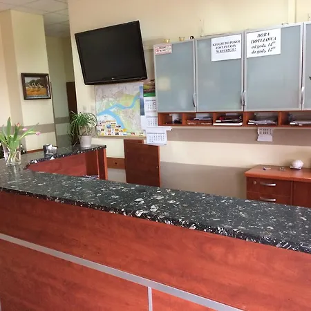 Uslugi Hotelowe Modlin Airport Nowy Dwór Mazowiecki