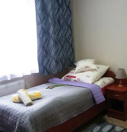 منزل للإقامة Uslugi Hotelowe Modlin Airport