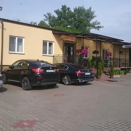 منزل للإقامة Uslugi Hotelowe Modlin Airport