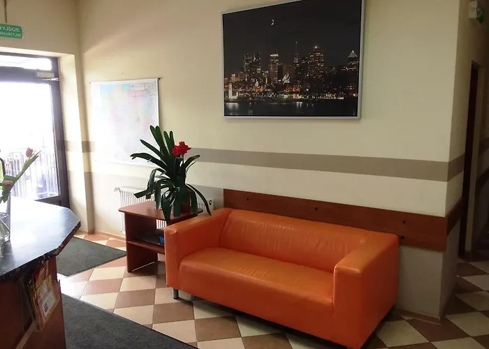 Kwatera prywatna Usługi Hotelowe Modlin Airport *