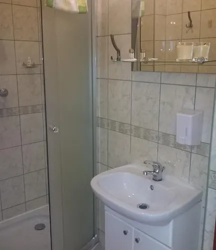 Usługi Hotelowe Modlin Airport Kwatera prywatna Nowy Dwór Mazowiecki