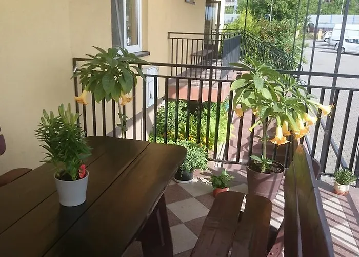 Usługi Hotelowe Modlin Airport *